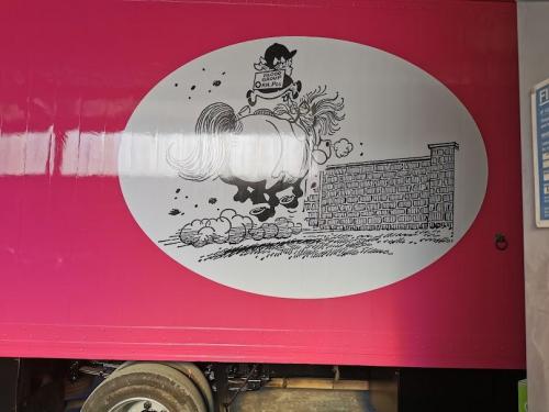 PINK-GG-TRUCK-SIDE