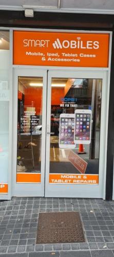 SMART-MOBILE-WELLINGTON-WINDOW-SIGNAGE