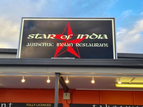 STAR-OF-INDIA-LIGHTBOX